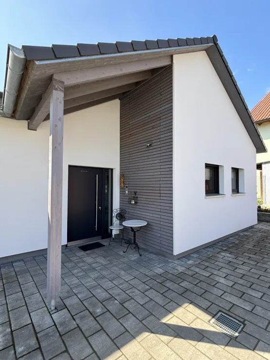 Geschützter Eingangsbereich